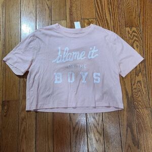 NWT Aero Women's Pink Boxy Cropped Tee